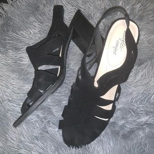 NWT Size 13 Dexflex Heels